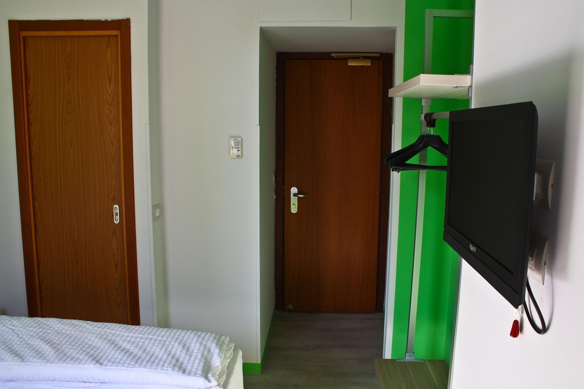 Hotel Nologo Genova Esterno foto