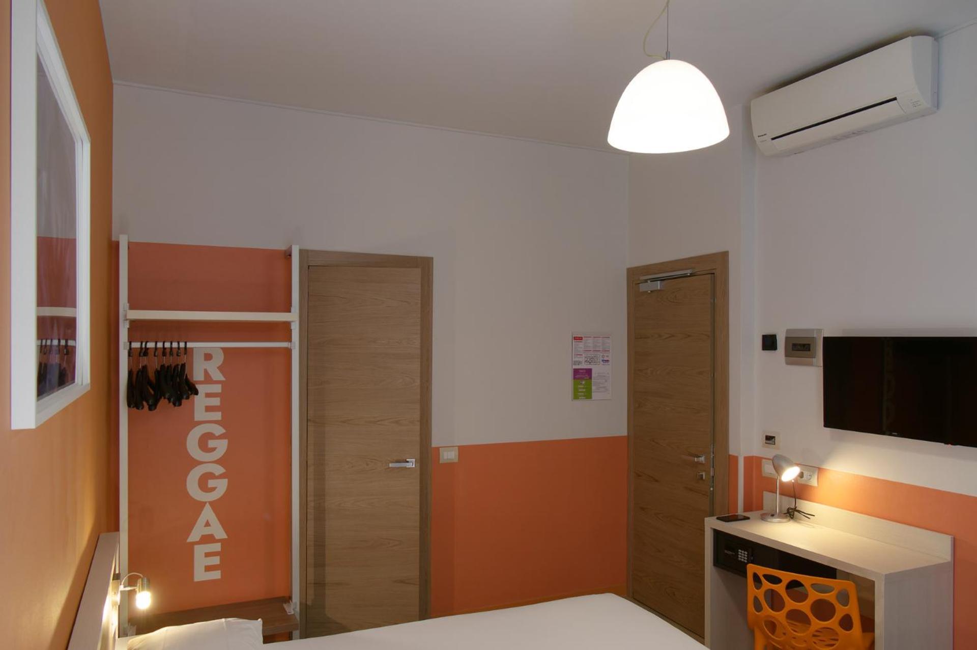Hotel Nologo Genova Esterno foto